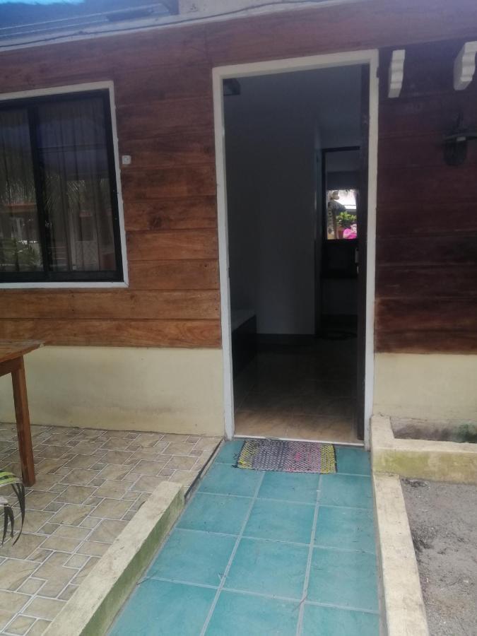 Dubay Panglao Beachfront Resort Экстерьер фото