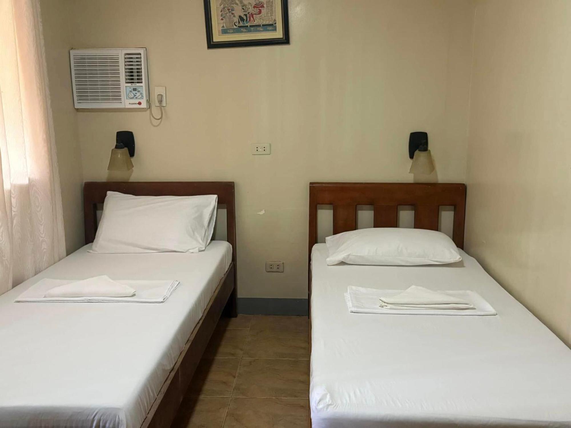 Dubay Panglao Beachfront Resort Экстерьер фото