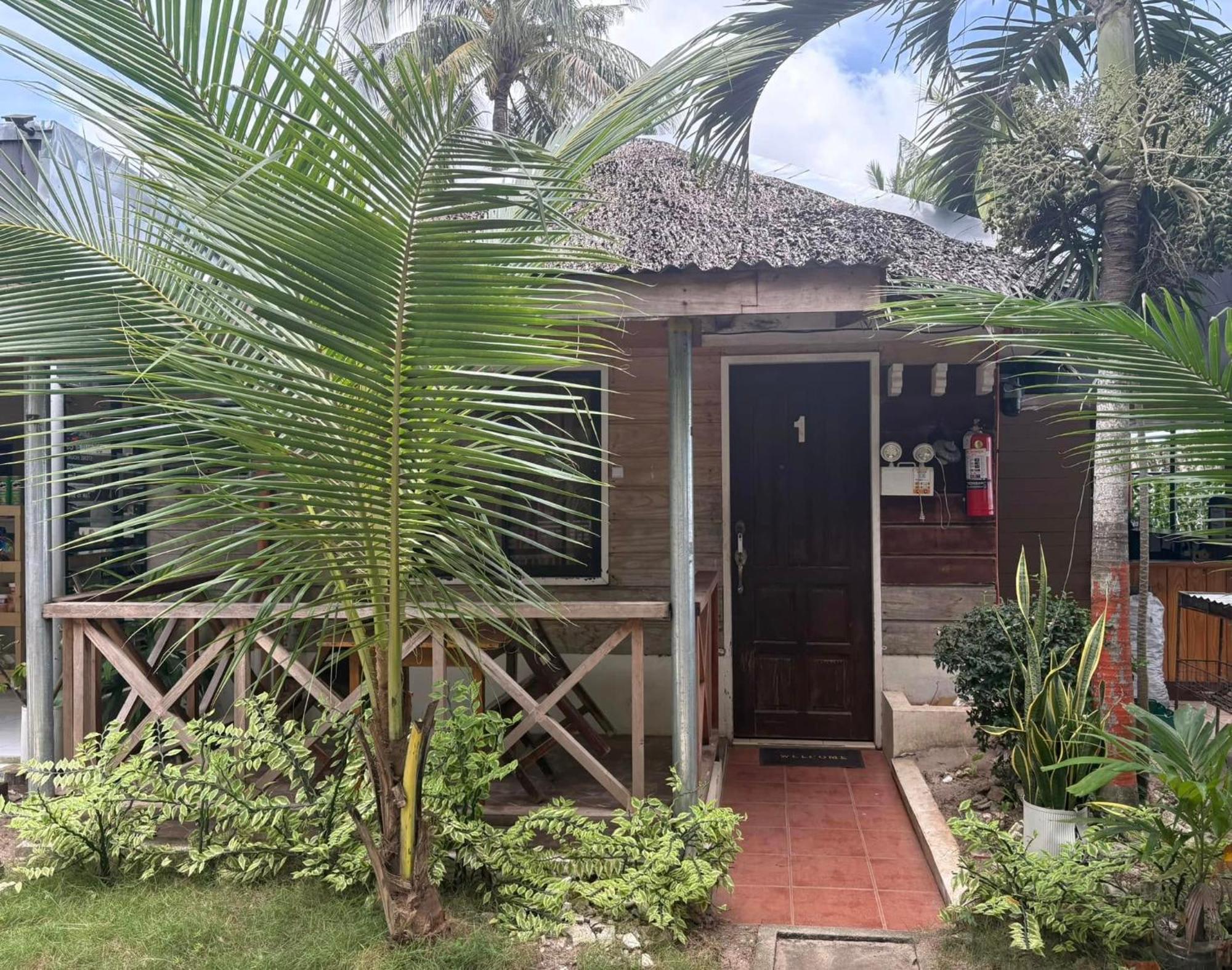 Dubay Panglao Beachfront Resort Экстерьер фото